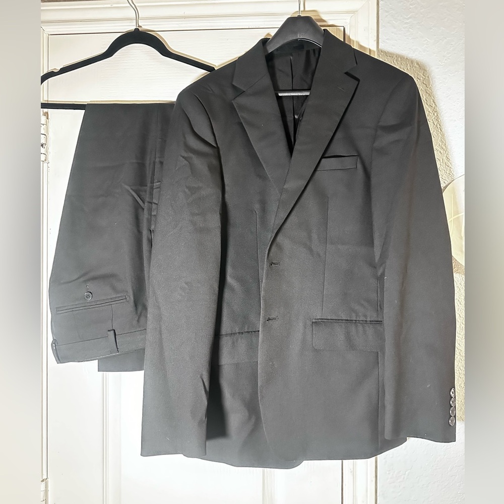 Men's Calvin Klein Black Two Piece Suit Set Coat 40/Pants 36